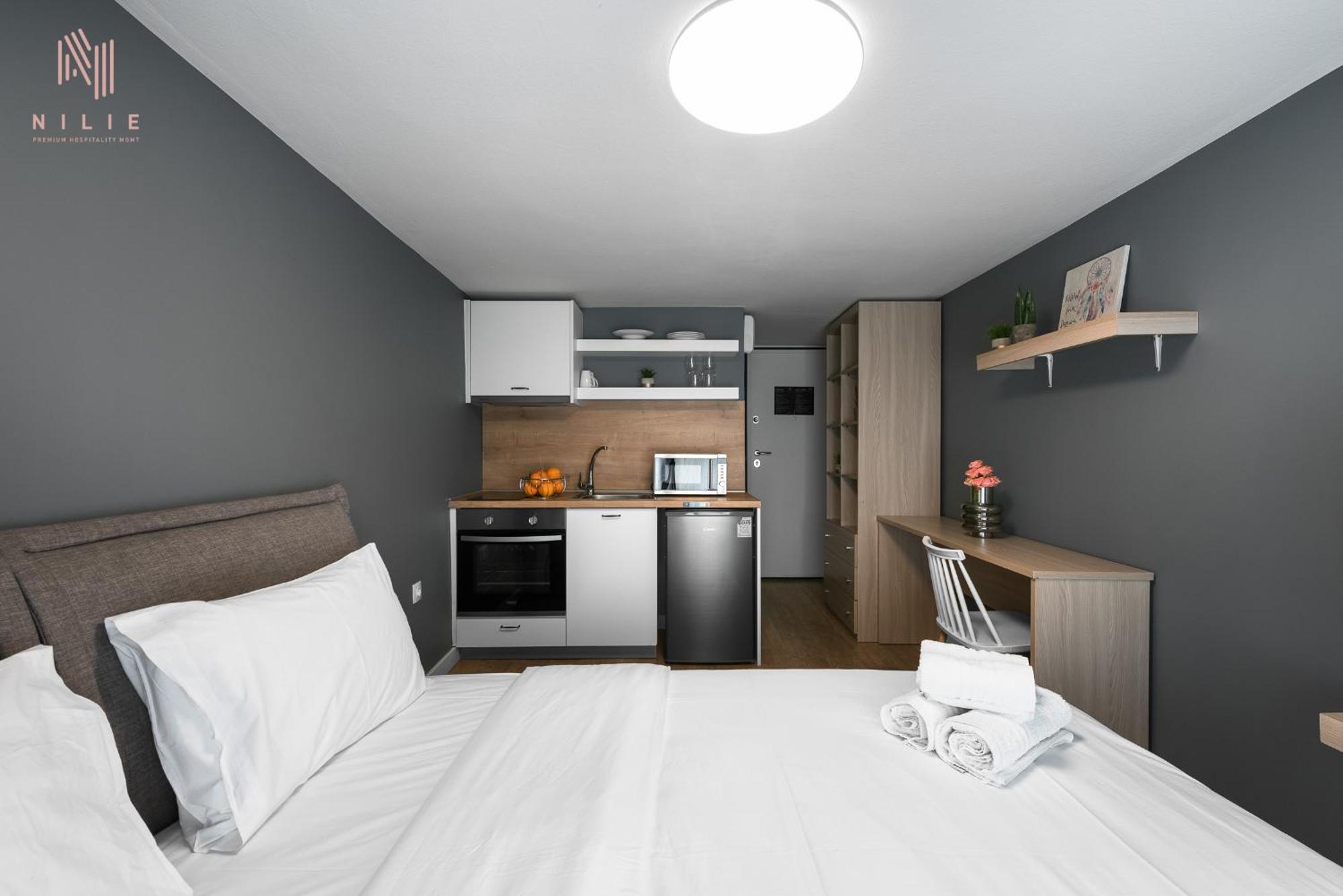 Denizen Penthouse, Nilie Hospitality Mgmt Apartman Szaloniki Kültér fotó